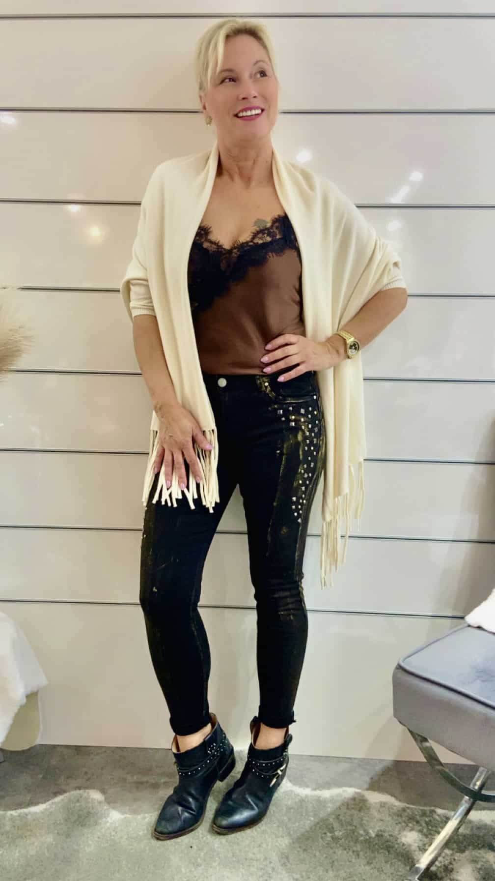 Jeans mit goldener Waschung