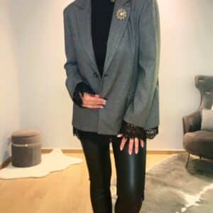 Blazer mit Spitzendetails